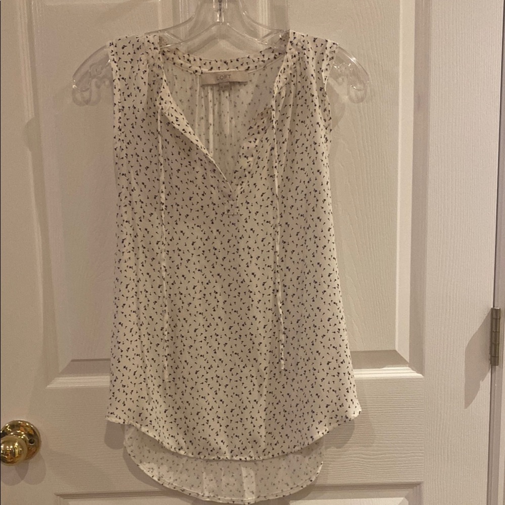 LOFT Black and White Sleeveless Relaxed Blouse